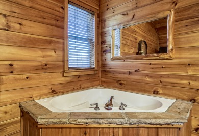  Ad# 22943 lake house for rent on LakeHouseVacations.com, lakehouse, lake home rental, lakehome for rent, vacation, holiday, lodging, lake
