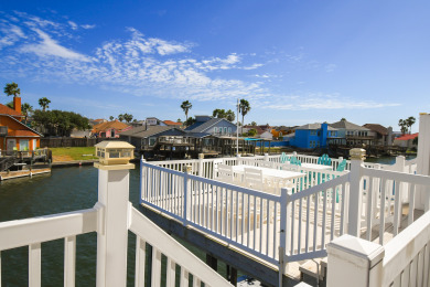 Lake House Pet-Friendly Waterfront Getaway w Stunning Views, Sundeck & Garage Access, , on Gulf of Mexico - Corpus Christi in Texas - Lakehouse Vacation Rental - Lake Home for rent on LakeHouseVacations.com