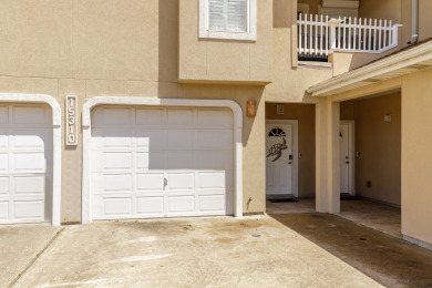 Lake House Pet-Friendly Waterfront Getaway w Stunning Views, Sundeck & Garage Access, , on Gulf of Mexico - Corpus Christi in Texas - Lakehouse Vacation Rental - Lake Home for rent on LakeHouseVacations.com