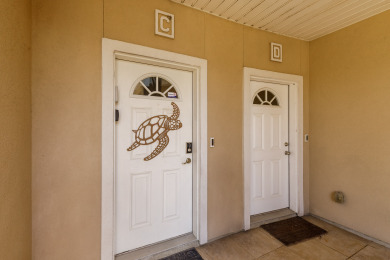 Lake House Pet-Friendly Waterfront Getaway w Stunning Views, Sundeck & Garage Access, , on Gulf of Mexico - Corpus Christi in Texas - Lakehouse Vacation Rental - Lake Home for rent on LakeHouseVacations.com