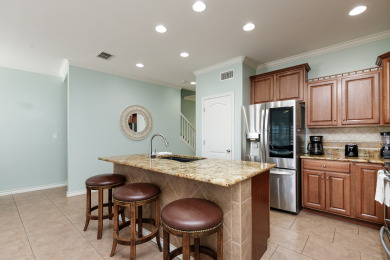 Lake House Pet-Friendly Waterfront Getaway w Stunning Views, Sundeck & Garage Access, , on Gulf of Mexico - Corpus Christi in Texas - Lakehouse Vacation Rental - Lake Home for rent on LakeHouseVacations.com