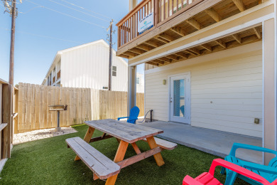 Lake House Beachside Escape! Large, Spacious Home w2 Pools, a Playground, & a Gulf View, , on Gulf of Mexico - Corpus Christi in Texas - Lakehouse Vacation Rental - Lake Home for rent on LakeHouseVacations.com