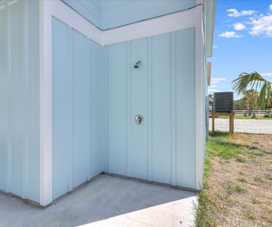 Lake House Sunshine and Flip Flops! Pool Front, Waterview, Walk to Restaurants and Pier!, , on Gulf of Mexico - Aransas Bay in Texas - Lakehouse Vacation Rental - Lake Home for rent on LakeHouseVacations.com