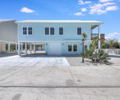 Lake House Sunshine and Flip Flops! Pool Front, Waterview, Walk to Restaurants and Pier!, , on Gulf of Mexico - Aransas Bay in Texas - Lakehouse Vacation Rental - Lake Home for rent on LakeHouseVacations.com