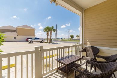 Lake House Dog-Friendly Home, Close to the Beach, w2 Heated Pools, a Playground & more, , on Gulf of Mexico - Corpus Christi in Texas - Lakehouse Vacation Rental - Lake Home for rent on LakeHouseVacations.com
