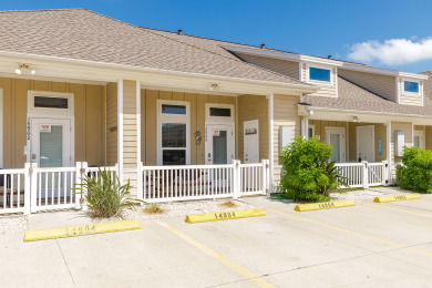 Lake House Dog-Friendly Home, Close to the Beach, w2 Heated Pools, a Playground & more, , on Gulf of Mexico - Corpus Christi in Texas - Lakehouse Vacation Rental - Lake Home for rent on LakeHouseVacations.com