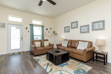 Lake House Dog-Friendly Home, Close to the Beach, w2 Heated Pools, a Playground & more, , on Gulf of Mexico - Corpus Christi in Texas - Lakehouse Vacation Rental - Lake Home for rent on LakeHouseVacations.com
