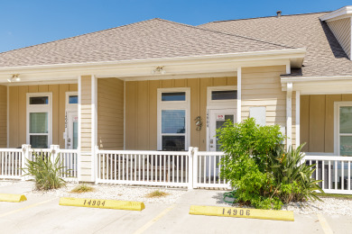 Lake House Dog-Friendly Home, Close to the Beach, w2 Heated Pools, a Playground & more, , on Gulf of Mexico - Corpus Christi in Texas - Lakehouse Vacation Rental - Lake Home for rent on LakeHouseVacations.com
