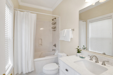 Lake House Fully Upgraded Condo, Ideal for Families with Oasis Pool, Tiki Bar & Grill, , on Gulf of Mexico - Pensacola in Florida - Lakehouse Vacation Rental - Lake Home for rent on LakeHouseVacations.com