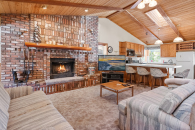 Lake House PRIVATE HOT TUB - Adorable cabin in Valley View Estates. Close to everything., , on Big Bear Lake in California - Lakehouse Vacation Rental - Lake Home for rent on LakeHouseVacations.com