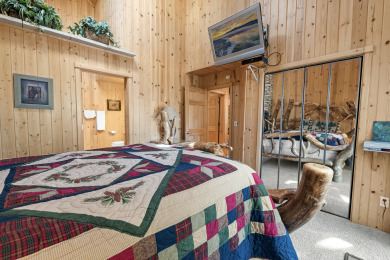 Lake House SPACIOUS LODGE in Fox Farm, 13 ppl, with game room & a private hot tub, , on Big Bear Lake in California - Lakehouse Vacation Rental - Lake Home for rent on LakeHouseVacations.com