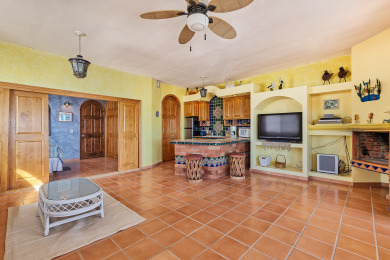  Ad# 22986 lake house for rent on LakeHouseVacations.com, lakehouse, lake home rental, lakehome for rent, vacation, holiday, lodging, lake