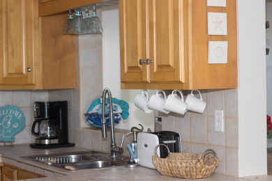 Ad# 22994 lake house for rent on LakeHouseVacations.com, lakehouse, lake home rental, lakehome for rent, vacation, holiday, lodging, lake