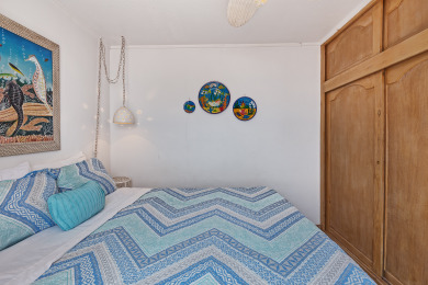  Ad# 23000 lake house for rent on LakeHouseVacations.com, lakehouse, lake home rental, lakehome for rent, vacation, holiday, lodging, lake