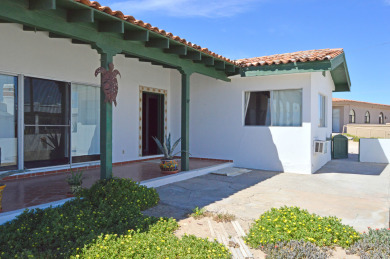  Ad# 23001 lake house for rent on LakeHouseVacations.com, lakehouse, lake home rental, lakehome for rent, vacation, holiday, lodging, lake