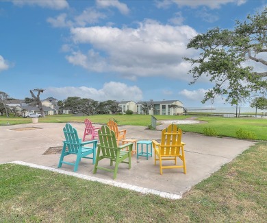 Lake House Tranquil Bay! Pool, Pier, Tennis Courts, Boat Slips, BBQ and so much more!, , on Gulf of Mexico - Aransas Bay in Texas - Lakehouse Vacation Rental - Lake Home for rent on LakeHouseVacations.com