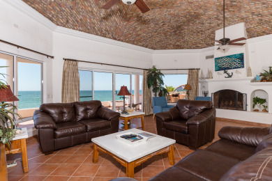  Ad# 23017 lake house for rent on LakeHouseVacations.com, lakehouse, lake home rental, lakehome for rent, vacation, holiday, lodging, lake