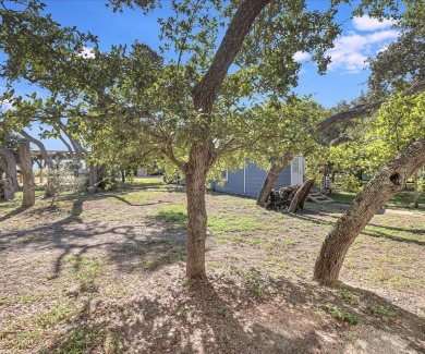 Lake House Super cute cottage with a modern flare! Pier! Kayak ramps! Very Private!, , on Gulf of Mexico - Aransas Bay in Texas - Lakehouse Vacation Rental - Lake Home for rent on LakeHouseVacations.com
