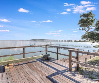 Lake House Super cute cottage with a modern flare! Pier! Kayak ramps! Very Private!, , on Gulf of Mexico - Aransas Bay in Texas - Lakehouse Vacation Rental - Lake Home for rent on LakeHouseVacations.com