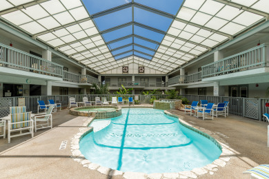 Lake House Charming Studio Loft with Beach Access, Indoor Pool & Hot Tub, , on Gulf of Mexico - Corpus Christi in Texas - Lakehouse Vacation Rental - Lake Home for rent on LakeHouseVacations.com