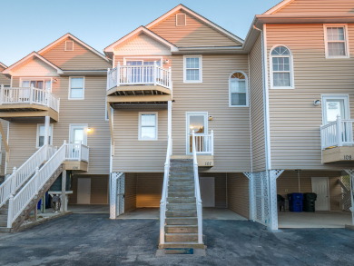 Lake House Sneak-Away-South! Community Pool Private Beach Access & Dock! , , on Atlantic Ocean - North Topsail Beach in North Carolina - Lakehouse Vacation Rental - Lake Home for rent on LakeHouseVacations.com