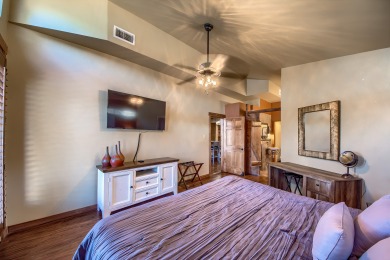Lake House NEW UNIQUE LAKEFRONT LISTING! Waters edge at Lake Dunlap., , on Guadalupe River - Guadalupe County in Texas - Lakehouse Vacation Rental - Lake Home for rent on LakeHouseVacations.com