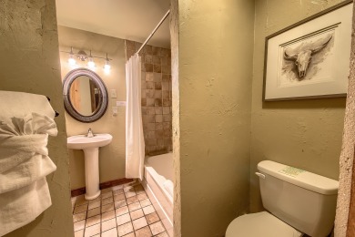 Lake House NEW UNIQUE LAKEFRONT LISTING! Waters edge at Lake Dunlap., , on Guadalupe River - Guadalupe County in Texas - Lakehouse Vacation Rental - Lake Home for rent on LakeHouseVacations.com