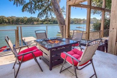 Lake House NEW UNIQUE LAKEFRONT LISTING! Waters edge at Lake Dunlap., , on Guadalupe River - Guadalupe County in Texas - Lakehouse Vacation Rental - Lake Home for rent on LakeHouseVacations.com