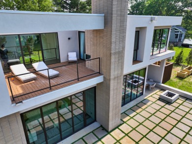 Lake House Above Nashville Lakeside Modern I Old Hickory Lake Modern EventsI Services, , on Old Hickory Lake in Tennessee - Lakehouse Vacation Rental - Lake Home for rent on LakeHouseVacations.com