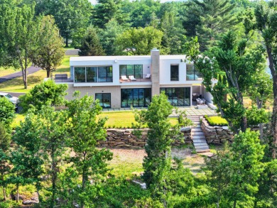 Lake House Above Nashville Lakeside Modern I Old Hickory Lake Modern EventsI Services, , on Old Hickory Lake in Tennessee - Lakehouse Vacation Rental - Lake Home for rent on LakeHouseVacations.com