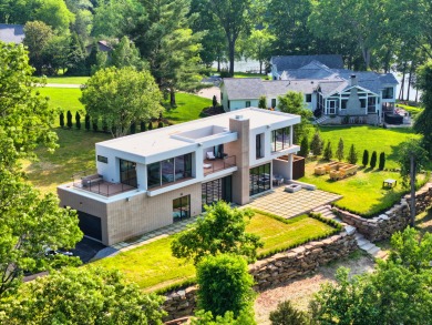 Lake House Above Nashville Lakeside Modern I Old Hickory Lake Modern EventsI Services, , on Old Hickory Lake in Tennessee - Lakehouse Vacation Rental - Lake Home for rent on LakeHouseVacations.com