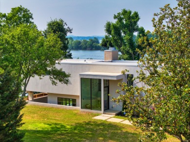 Lake House Above Nashville Lakeside Modern I Old Hickory Lake Modern EventsI Services, , on Old Hickory Lake in Tennessee - Lakehouse Vacation Rental - Lake Home for rent on LakeHouseVacations.com