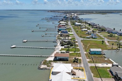 Lake House Kontiki Condo! Pool, Pier, Boat Slips, Boat Launch, BBQ, Tennis, Pickle Ball!, , on Gulf of Mexico - Aransas Bay in Texas - Lakehouse Vacation Rental - Lake Home for rent on LakeHouseVacations.com