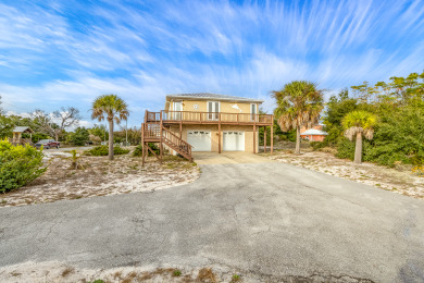 Lake House Coastal Charmer. Just Minutes from the Beach! Brand New Hot Tub! RV Parking! , , on Gulf of Mexico - Pensacola in Florida - Lakehouse Vacation Rental - Lake Home for rent on LakeHouseVacations.com