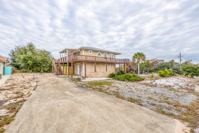 Lake House Coastal Charmer. Just Minutes from the Beach! Brand New Hot Tub! RV Parking! , , on Gulf of Mexico - Pensacola in Florida - Lakehouse Vacation Rental - Lake Home for rent on LakeHouseVacations.com