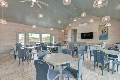 Lake House FREE ELECTRIC! FREE WIFI! FREE LAUNDRY! Heated Pool, Golf Cart Accessible, , on Gulf of Mexico - Port Aransas in Texas - Lakehouse Vacation Rental - Lake Home for rent on LakeHouseVacations.com