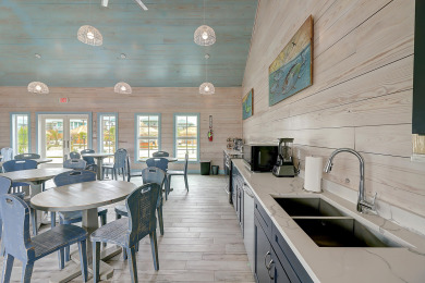 Lake House FREE ELECTRIC! FREE WIFI! FREE LAUNDRY! Heated Pool, Golf Cart Accessible, , on Gulf of Mexico - Port Aransas in Texas - Lakehouse Vacation Rental - Lake Home for rent on LakeHouseVacations.com