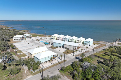 Lake House Waterfront,Community Pool, Walk to Bars, Restaurants and Pier, , on Gulf of Mexico - Aransas Bay in Texas - Lakehouse Vacation Rental - Lake Home for rent on LakeHouseVacations.com