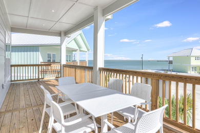 Lake House Waterfront,Community Pool, Walk to Bars, Restaurants and Pier, , on Gulf of Mexico - Aransas Bay in Texas - Lakehouse Vacation Rental - Lake Home for rent on LakeHouseVacations.com