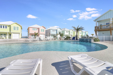 Lake House Waterfront,Community Pool, Walk to Bars, Restaurants and Pier, , on Gulf of Mexico - Aransas Bay in Texas - Lakehouse Vacation Rental - Lake Home for rent on LakeHouseVacations.com
