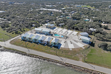 Lake House Waterfront,Community Pool, Walk to Bars, Restaurants and Pier, , on Gulf of Mexico - Aransas Bay in Texas - Lakehouse Vacation Rental - Lake Home for rent on LakeHouseVacations.com