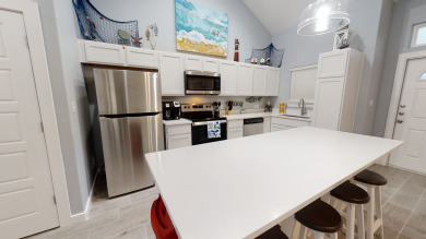 Lake House Coastal Retreat Pet Friendly, 2 Heated Pools, Close to Beach, & Waterfront!, , on Gulf of Mexico - Corpus Christi in Texas - Lakehouse Vacation Rental - Lake Home for rent on LakeHouseVacations.com