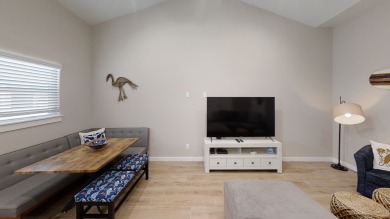 Lake House Pet-Friendly Townhome with Two Heated Pools, Fishing Dock, and Gym, , on Gulf of Mexico - Corpus Christi in Texas - Lakehouse Vacation Rental - Lake Home for rent on LakeHouseVacations.com