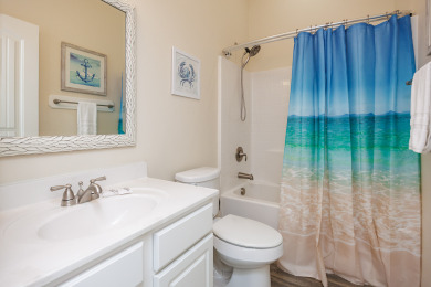 Lake House Luxurious Pet-Friendly Retreat w2 Resort Pools & a Short Walk to the Beach. , , on Gulf of Mexico - Corpus Christi in Texas - Lakehouse Vacation Rental - Lake Home for rent on LakeHouseVacations.com