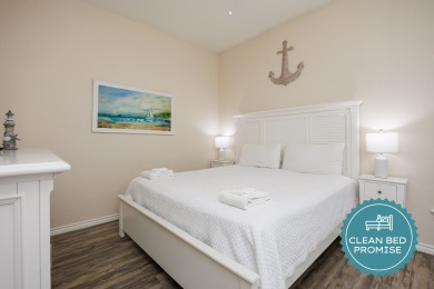Lake House Luxurious Pet-Friendly Retreat w2 Resort Pools & a Short Walk to the Beach. , , on Gulf of Mexico - Corpus Christi in Texas - Lakehouse Vacation Rental - Lake Home for rent on LakeHouseVacations.com