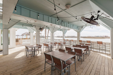 Lake House Sea La Ve blends luxury and beachside convenience perfectly, , on Gulf of Mexico - Corpus Christi in Texas - Lakehouse Vacation Rental - Lake Home for rent on LakeHouseVacations.com