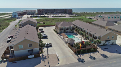 Lake House Sand, Surf, and Wagging Tails Pet-Friendly Townhome Short Walk to the Beach, , on Gulf of Mexico - Corpus Christi in Texas - Lakehouse Vacation Rental - Lake Home for rent on LakeHouseVacations.com
