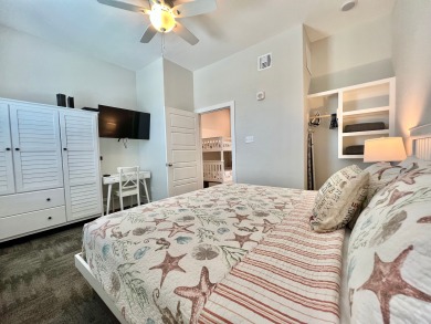 Lake House Cozy Island Retreat w2 Pools, Waterfront access, & Moments from the Beach, , on Gulf of Mexico - Corpus Christi in Texas - Lakehouse Vacation Rental - Lake Home for rent on LakeHouseVacations.com