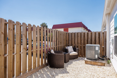Lake House Luxurious Beachside Townhome wPrivate Patio & Resort Amenities. Pet-Friendly, , on Gulf of Mexico - Corpus Christi in Texas - Lakehouse Vacation Rental - Lake Home for rent on LakeHouseVacations.com