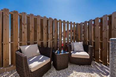 Lake House Luxurious Beachside Townhome wPrivate Patio & Resort Amenities. Pet-Friendly, , on Gulf of Mexico - Corpus Christi in Texas - Lakehouse Vacation Rental - Lake Home for rent on LakeHouseVacations.com